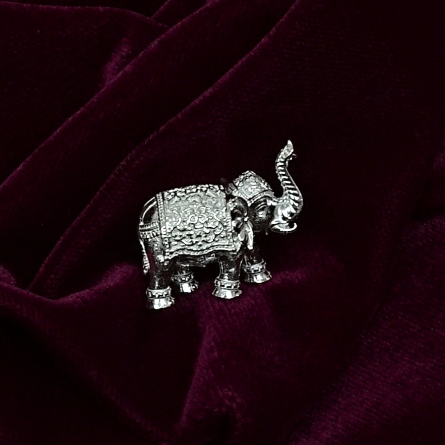 Sterling Silver Elephant Figurines – Ornate Pair (1 inch each)