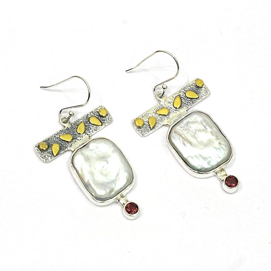 Aurelia Dual-Tone Pearl & Ruby Contemporary Necklace Set