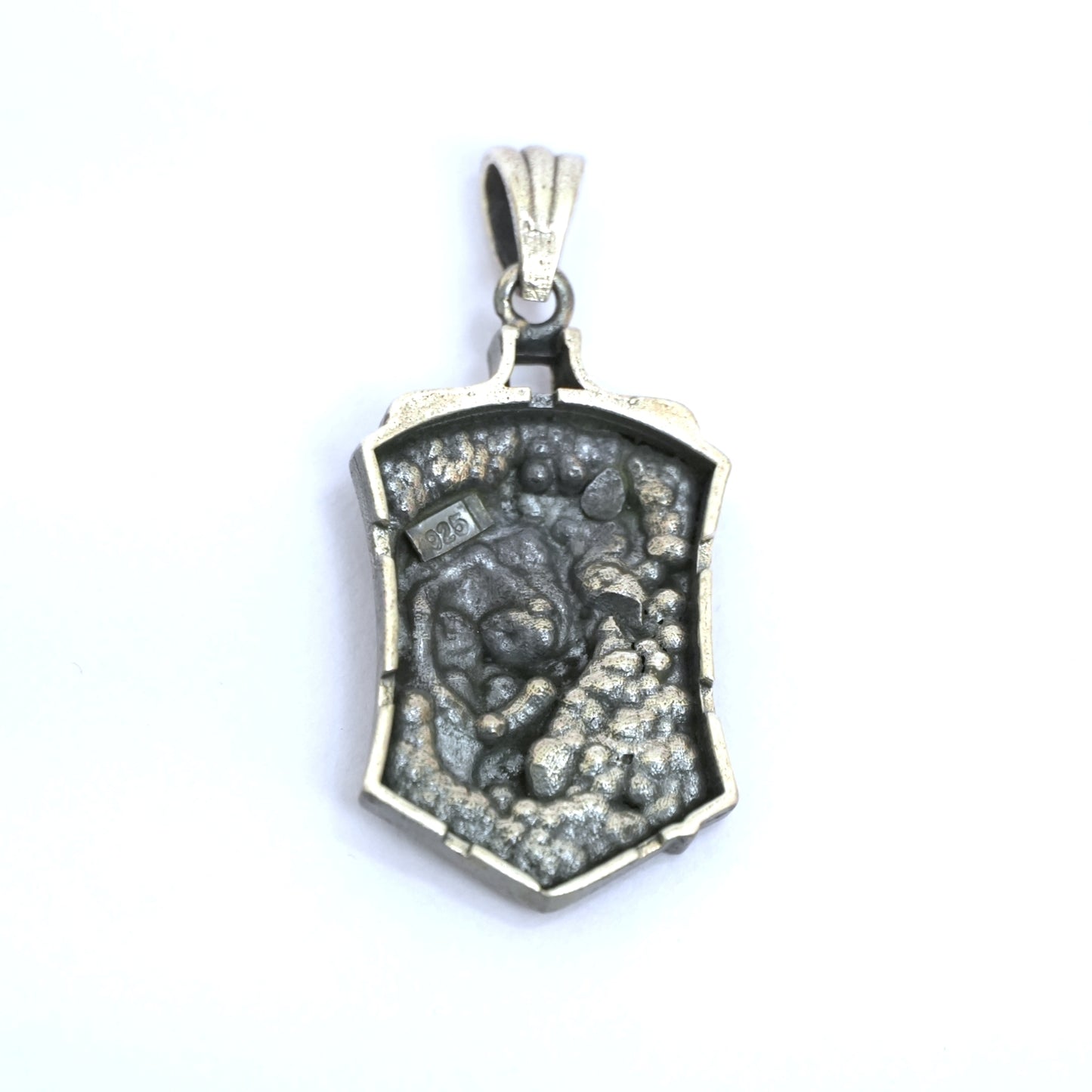 Lord Krishna Face Pendant – Divine Grace (4.5 cm)