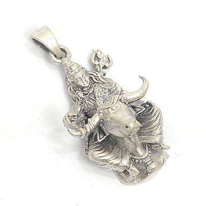 Lord Shiva Pendant – Riding Nandi (3.8 cm)
