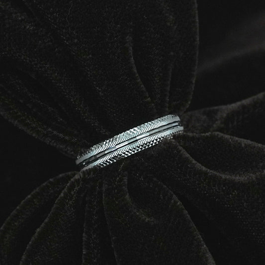 Men’s Sterling Silver Ring – Textured Elegance (Size 12)