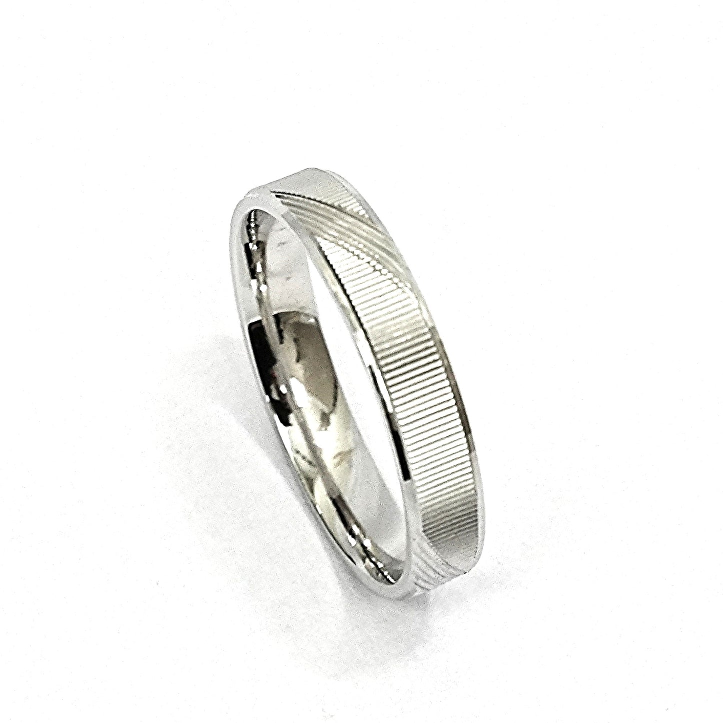 Men’s Sterling Silver Ring – Crisscross Texture (Size 20)
