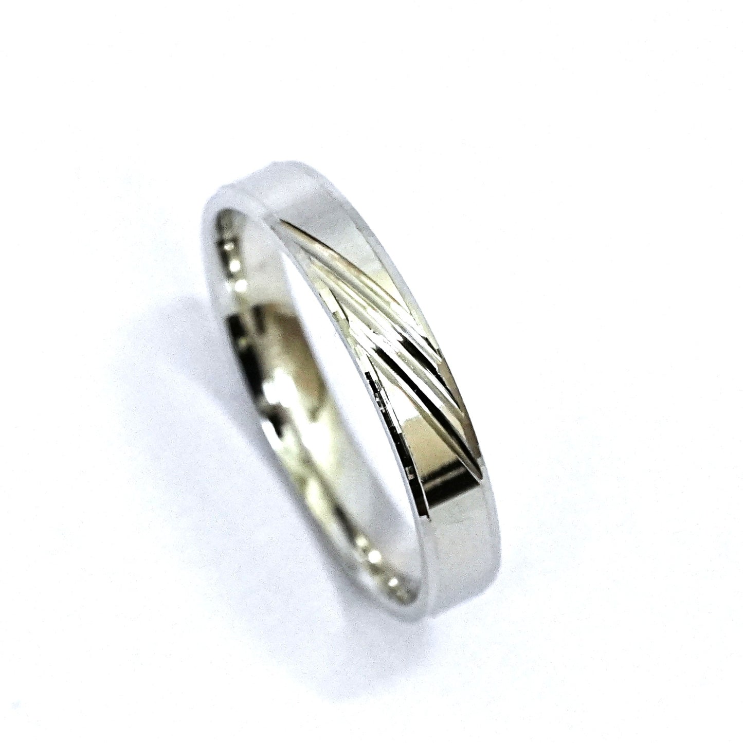 Men’s Sterling Silver Ring – Diagonal Groove Design (Size 25)