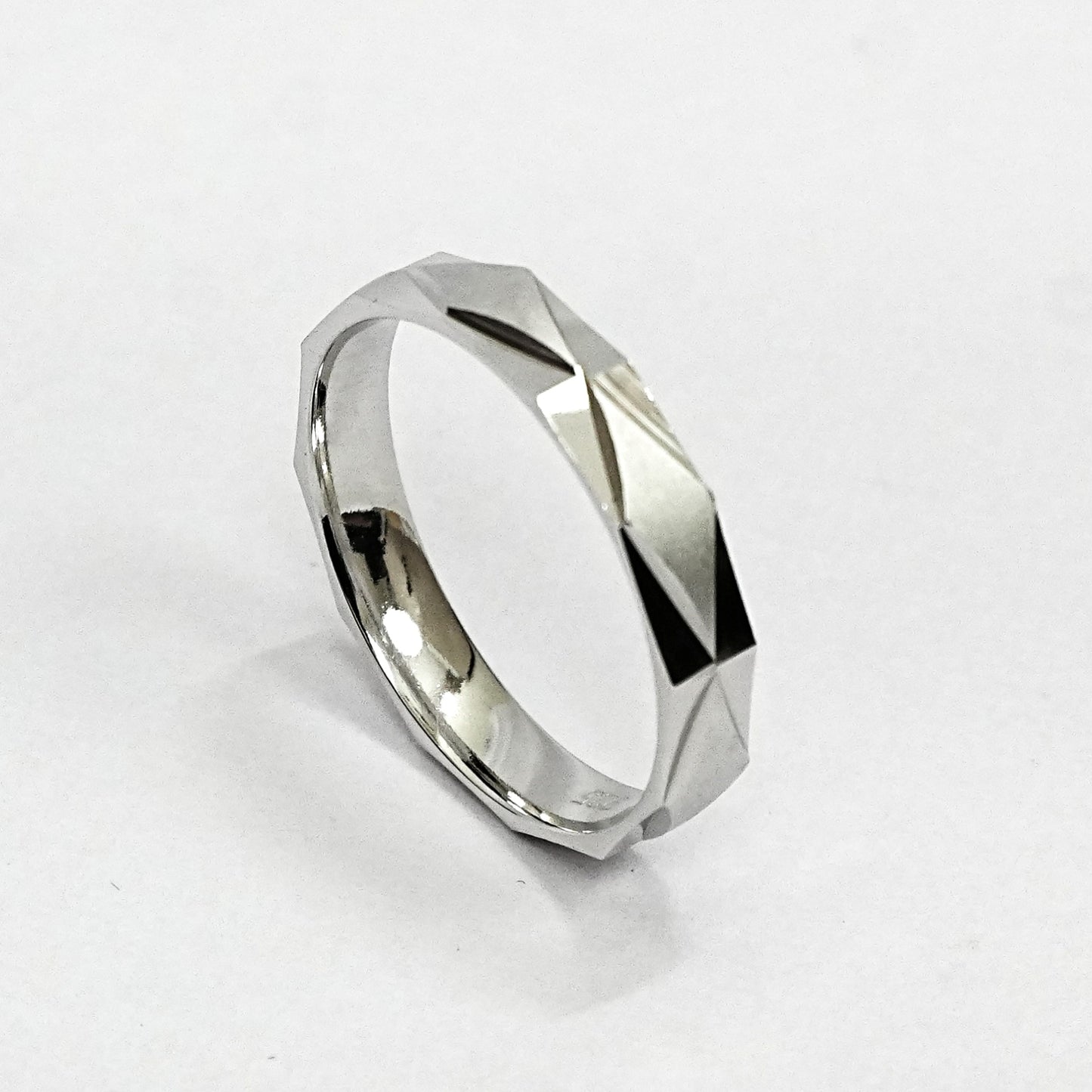 Men’s Sterling Silver Ring – Faceted Geometric Design (Size 22)