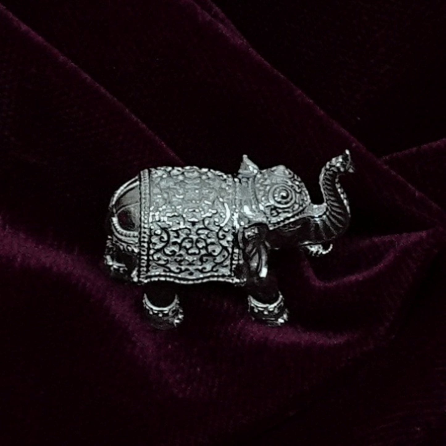 Sterling Silver Elephant Figurines – Ornate Pair (1 inch each)
