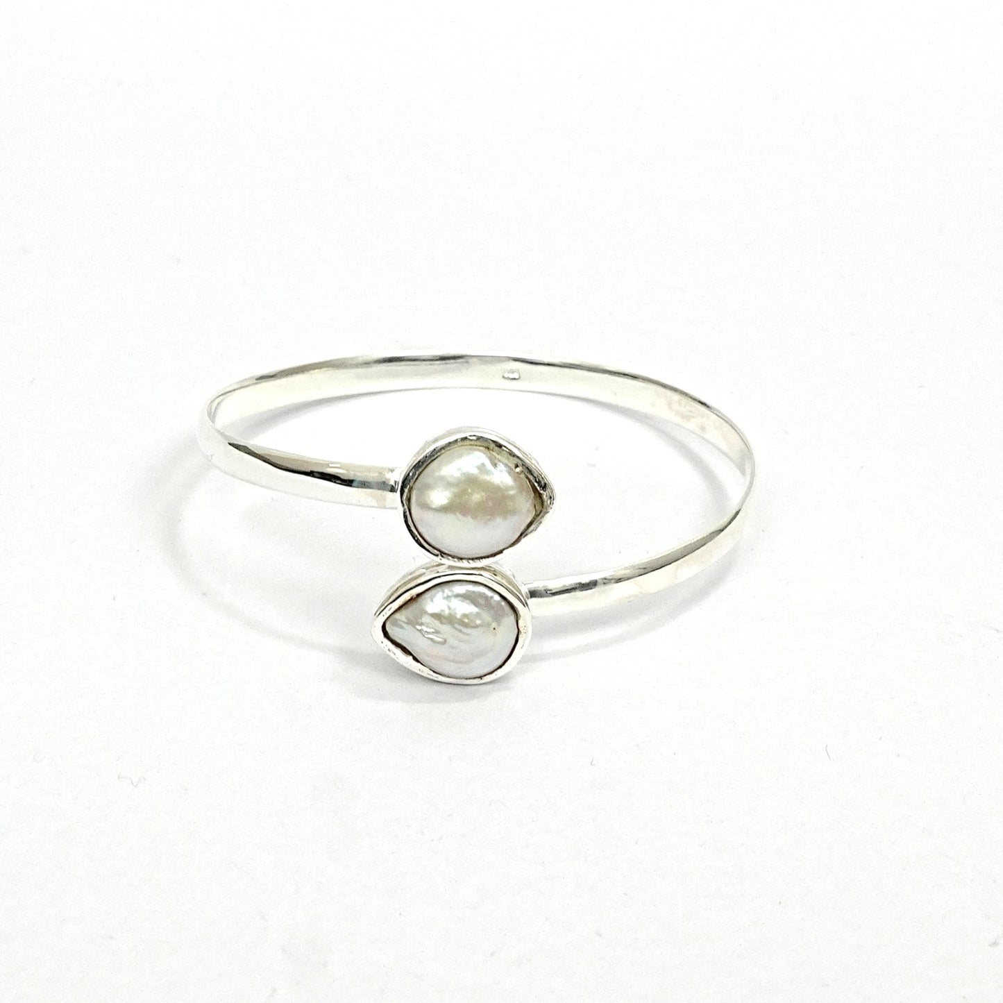 Sterling Silver Bracelet – Real Freshwater Pearl Motif