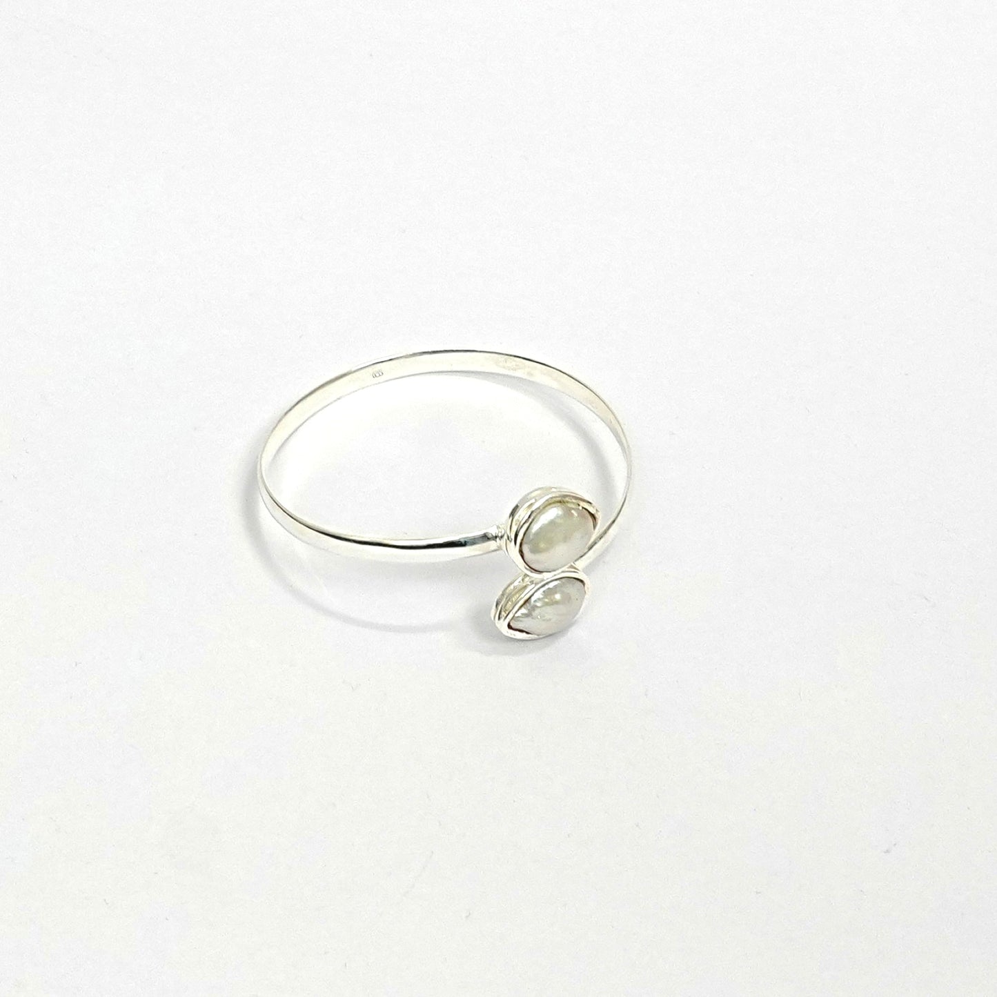 Sterling Silver Bracelet – Real Freshwater Pearl Motif