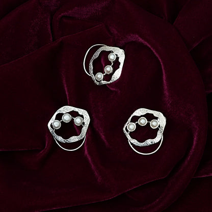 Sterling Silver Pendant Set – Textured Circular Motif with Real Pearls