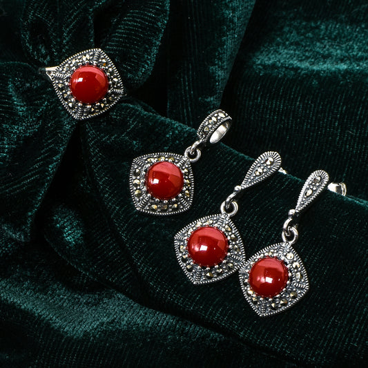 Women’s Silver Pendant Set with Ring – Red Gemstone Square Motif