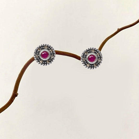 Women’s Silver Stud Earrings – Pink Gemstone with Twisted Rope Border (Size 1.25 cm)