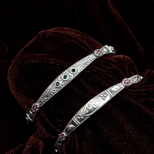 Women’s Silver Bangle Pair – Engraved Floral Design with Green & Pink Gemstones (Size 2-6 / 6 cm)