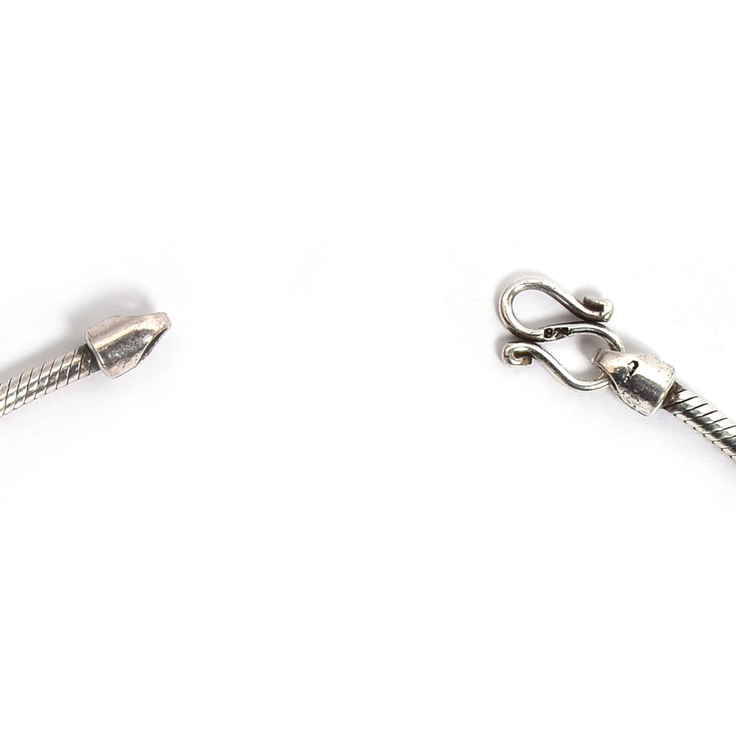 Women’s Silver Snake Chain Bracelet – Floral Bead Centerpiece (Size 7.5 inch)