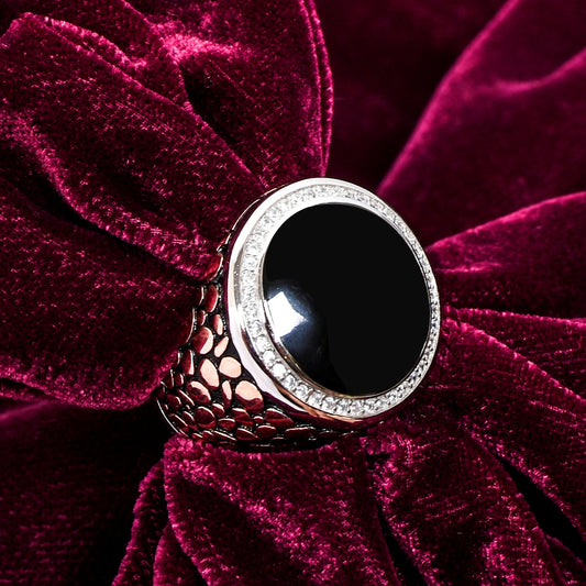 Men's Silver Ring – Black Stone with Halo & Scaled Band